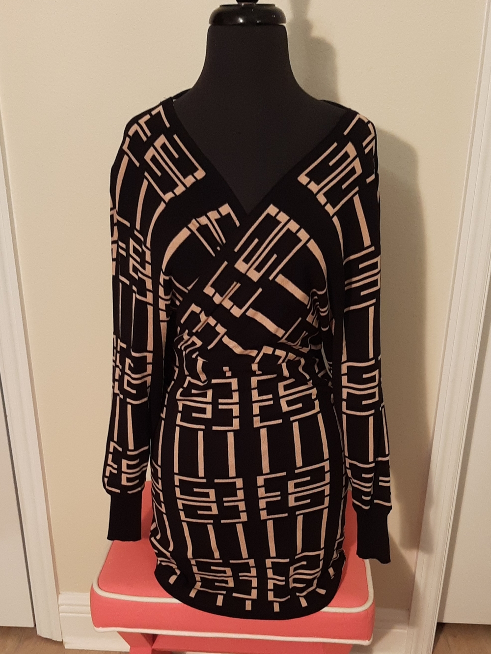 New With Tag.black&camel Geometric Form Fitting Dress.wrap Front&back Bodice. Lg